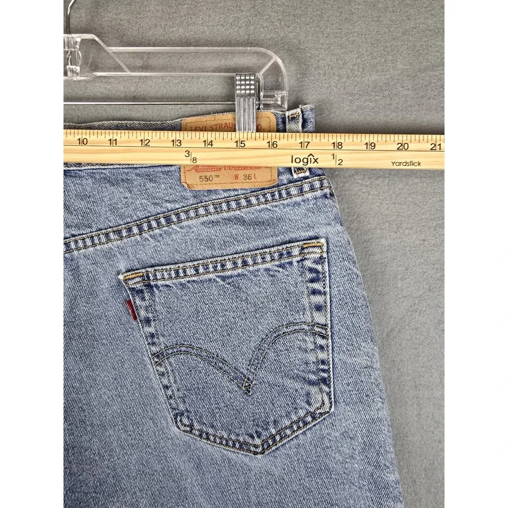 Levis 550 Mens Relaxed Fit Denim Shorts Light Wash Blue Jeans W36 36650-1801